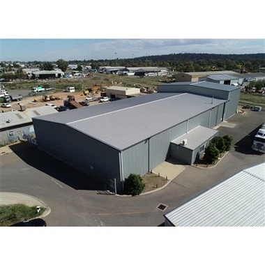 스틸 프레임 헛간